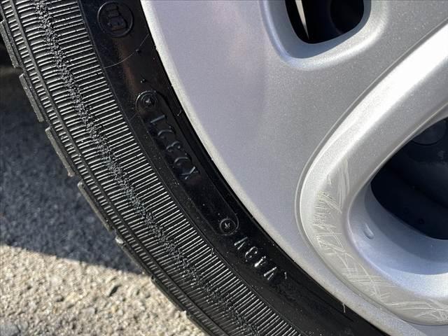 スペーシア ハイブリッドＧ　禁煙　ナビ　セーフティＳ　Ｂカメラ　地デジ　ドラレコ　Ｐスタート　スマートキー　Ａライト　ＡＡＣ　ＬＤＡ　クリソナ　Ａストップ　電格　Ｐガラス　ＵＶカット　シート下ＢＯＸ　ベンチシート　アームレスト（51枚目）