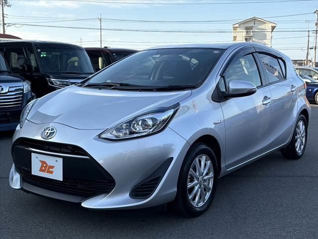 アクア S 後期 禁煙 純正ナビ Bモニター 地デジ ステリモ 社外15インチAW BT ETC Pガラス Rワイパー シートリフター シートバックポケット デジタルメーター キーレス アシストグリップ AAC(10枚目)