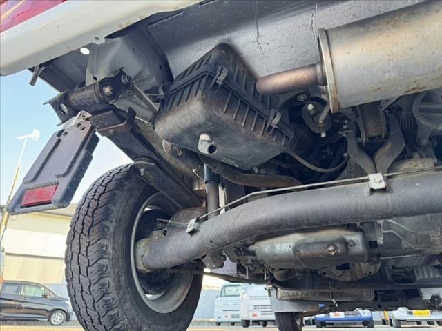 アクティトラック SDX 5速ミッション 車検整備付 リモコンキー マニュアルエアコン パワーウィンドウ パワードアロック 三方開荷台 ガードパイプ付トリイ 荷台作業灯 FMラジオ 社外12AW シガー ETC エアバッグ(42枚目)