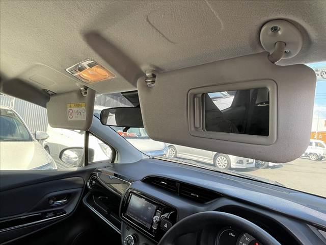 ヴィッツ Ｆ　セーフティーエディションＩＩＩ　後期　ナビ　セーフティＳ　ＬＥＤ　Ａライト　Ｂカメラ　ＢＴ　ＤＶＤ　ＥＴＣ　Ｐスタート　Ａ／Ｃ　Ｐガラス　フォグランプ　Ｗエアバッグ　バニティミラー　電格ミラー　ＡＢＳ　スマートエントリー（34枚目）