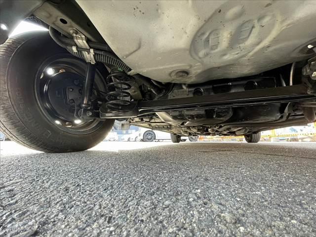 ヴィッツ Ｆ　セーフティーエディションＩＩＩ　後期　ナビ　セーフティＳ　ＬＥＤ　Ａライト　Ｂカメラ　ＢＴ　ＤＶＤ　ＥＴＣ　Ｐスタート　Ａ／Ｃ　Ｐガラス　フォグランプ　Ｗエアバッグ　バニティミラー　電格ミラー　ＡＢＳ　スマートエントリー（53枚目）