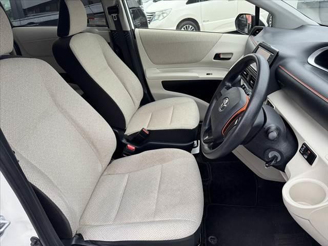 シエンタ Ｘ　車検整備付　禁煙車　ナビ　ＢＴ　電スラ　Ｂカメラ　ドラレコ　地デジ　電格ミラー　ＡＣ　Ｐガラス　横滑り防止機能　Ｗエアバッグ　ＡＢＳ　キーレス　アナログメーター　モノクロドライブモニター（16枚目）