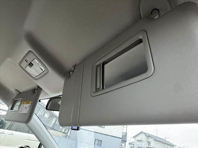 シエンタ Ｘ　車検整備付　禁煙車　ナビ　ＢＴ　電スラ　Ｂカメラ　ドラレコ　地デジ　電格ミラー　ＡＣ　Ｐガラス　横滑り防止機能　Ｗエアバッグ　ＡＢＳ　キーレス　アナログメーター　モノクロドライブモニター（32枚目）