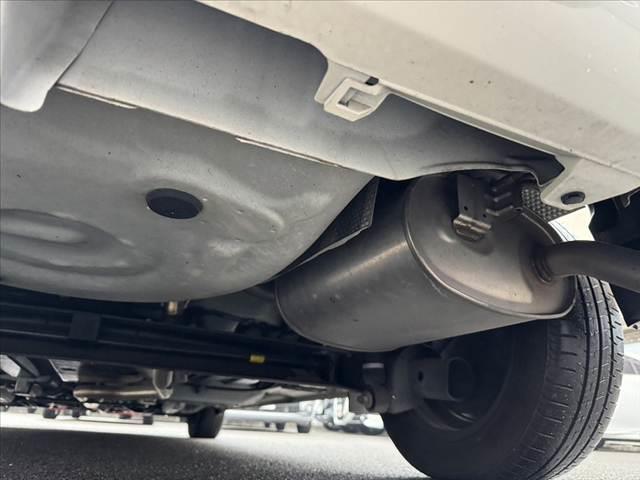 シエンタ Ｘ　車検整備付　禁煙車　ナビ　ＢＴ　電スラ　Ｂカメラ　ドラレコ　地デジ　電格ミラー　ＡＣ　Ｐガラス　横滑り防止機能　Ｗエアバッグ　ＡＢＳ　キーレス　アナログメーター　モノクロドライブモニター（48枚目）