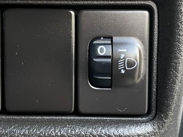 スペーシア ハイブリッドG ナビ フルセグ BT Bカメラ セーフティS DVD Pスタート Aライト 電格ミラー エコクール AAC リアヒーターダクト アームレスト ABS Wエアバッグ 横滑り防止機能 マットバイザー(34枚目)