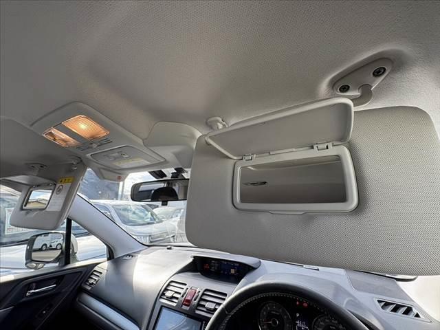 フォレスター ２．０ｉ－Ｌ　アイサイト　４ＷＤ　アイサイト　シートヒーター　ルーフレール　Ａライト　パワーシート　フルセグナビ　Ｂモニター　ＢＴ　ＤＶＤ　Ｐスタート　スマートキーＸ２　車線逸脱警報　レーダークルーズ　ＨＩＤ　純正１７ＡＷ（30枚目）