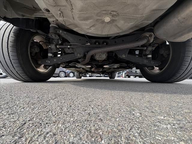 フォレスター ２．０ｉ－Ｌ　アイサイト　４ＷＤ　アイサイト　シートヒーター　ルーフレール　Ａライト　パワーシート　フルセグナビ　Ｂモニター　ＢＴ　ＤＶＤ　Ｐスタート　スマートキーＸ２　車線逸脱警報　レーダークルーズ　ＨＩＤ　純正１７ＡＷ（45枚目）