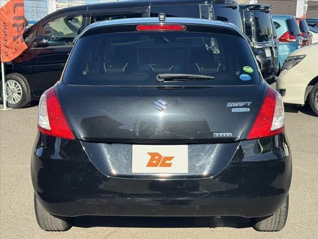 スイフト スタイル－ＤＪＥ　後期　社外ナビ　地デジ　ＢＴ　ＥＴＣ　ステリモ　クルコン　Ｐスタート　スマートキー　スペア　革巻きステア　シートヒーター　ＡＡＣ　純正１６インチＡＷ　横滑り防止　Ａストップ　ヘッドライトレベライザー（14枚目）