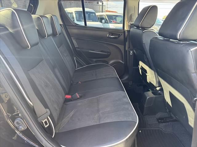 スイフト スタイル－ＤＪＥ　後期　社外ナビ　地デジ　ＢＴ　ＥＴＣ　ステリモ　クルコン　Ｐスタート　スマートキー　スペア　革巻きステア　シートヒーター　ＡＡＣ　純正１６インチＡＷ　横滑り防止　Ａストップ　ヘッドライトレベライザー（18枚目）