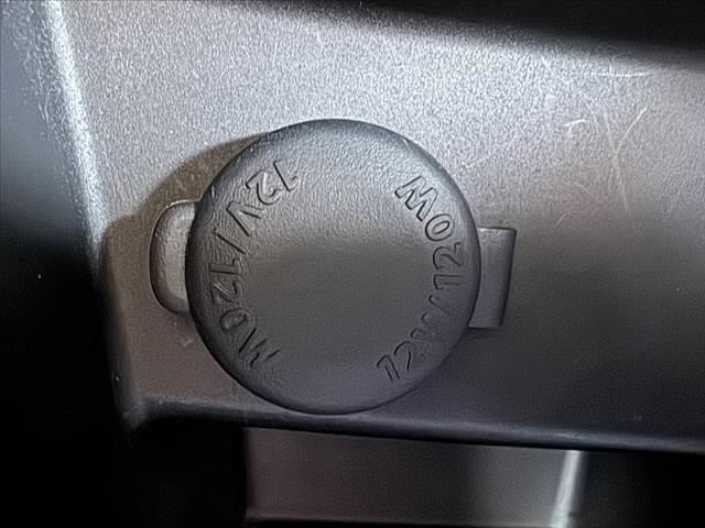 スイフト スタイル－ＤＪＥ　後期　社外ナビ　地デジ　ＢＴ　ＥＴＣ　ステリモ　クルコン　Ｐスタート　スマートキー　スペア　革巻きステア　シートヒーター　ＡＡＣ　純正１６インチＡＷ　横滑り防止　Ａストップ　ヘッドライトレベライザー（29枚目）