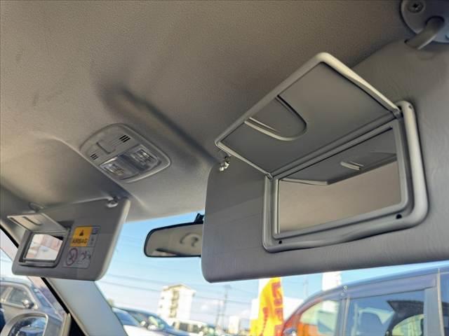 スイフト スタイル－ＤＪＥ　後期　社外ナビ　地デジ　ＢＴ　ＥＴＣ　ステリモ　クルコン　Ｐスタート　スマートキー　スペア　革巻きステア　シートヒーター　ＡＡＣ　純正１６インチＡＷ　横滑り防止　Ａストップ　ヘッドライトレベライザー（30枚目）