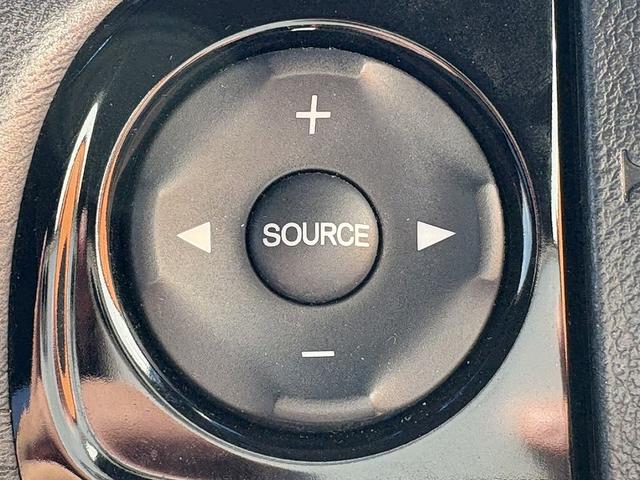 Ｎ－ＷＧＮカスタム Ｇ・Ａパッケージ　車検整備付　ナビ　Ｂモニター　ＣＴＢＡ　地デジ　ＤＶＤ　ＢＴ　ステリモ　Ｐスタ　スマートキーＸ２　ＨＩＤ　クルコン　ハーフレザーシート　革巻きステア　電格　チルトステア　ベンチシート　アームレスト（22枚目）