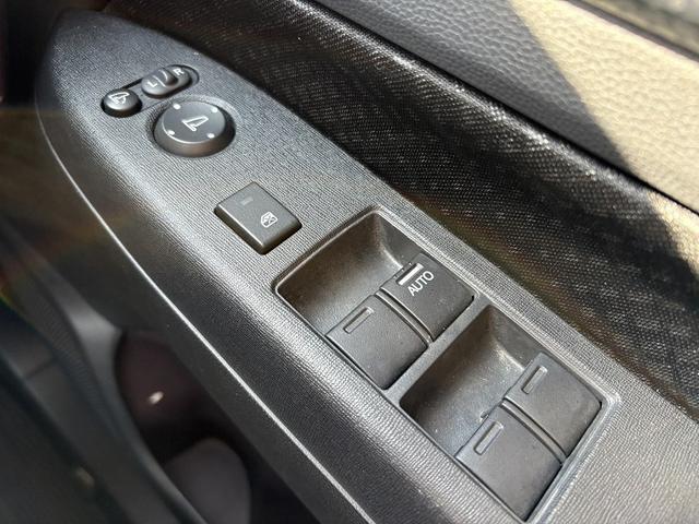 Ｎ－ＷＧＮカスタム Ｇ・Ａパッケージ　車検整備付　ナビ　Ｂモニター　ＣＴＢＡ　地デジ　ＤＶＤ　ＢＴ　ステリモ　Ｐスタ　スマートキーＸ２　ＨＩＤ　クルコン　ハーフレザーシート　革巻きステア　電格　チルトステア　ベンチシート　アームレスト（45枚目）