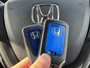 ハイブリッド・Ｇホンダセンシング　車検整備付　禁煙　フルセグナビ　両電　ＢＴ　ＬＥＤ　Ｂカメラ　ロールサンシェード　Ｐスタート　Ａライト　アクティブコーナリングランプ　電格ミラー　クルコン　車速連動間欠Ｆワイパー　Ｗエアバッグ（23枚目）