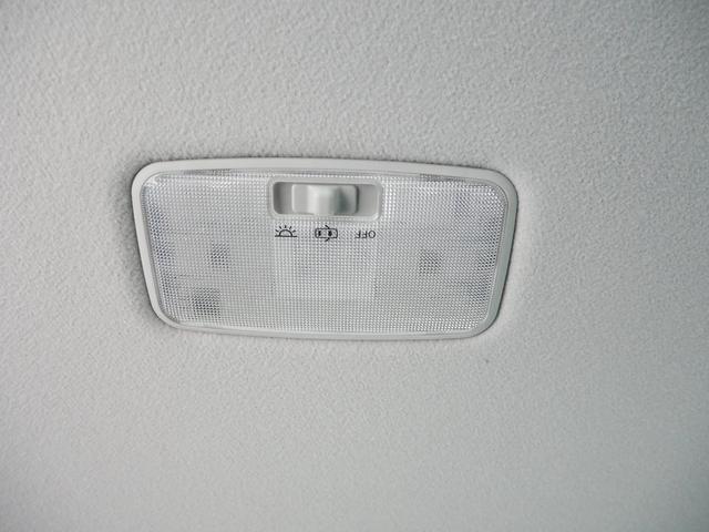 シエンタ ハイブリッドG 純正ナビ バックモニター ETC プッシュスタート 両側パワースライド LEDヘッドライト ドライブレコーダー オートハイビーム 車線逸脱警報 衝突被害軽減システムプリクラッシュセーフティ付き(42枚目)