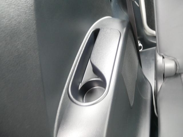 シエンタ ハイブリッドG 純正ナビ バックモニター ETC プッシュスタート 両側パワースライド LEDヘッドライト ドライブレコーダー オートハイビーム 車線逸脱警報 衝突被害軽減システムプリクラッシュセーフティ付き(45枚目)