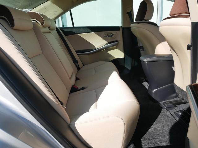 SAI G メーカーオプションナビ バックモニター ETC プッシュスタート HIDヘッドライト シートメモリー オートエアコン パワーシート スペアタイヤ スマートキー 三角表示板付き(40枚目)