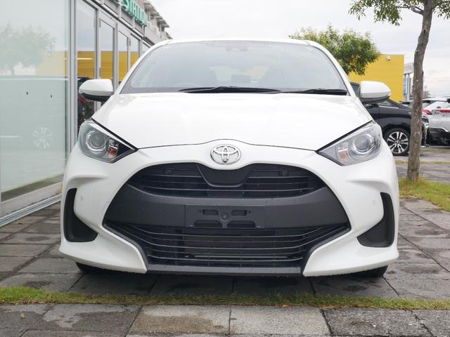 ヤリス X ディスプレイオーディオ バックモニター ETC プッシュスタート ドライブレコーダー オートハイビーム 車線逸脱警報 衝突被害軽減システムプリクラッシュセーフティ付き(2枚目)