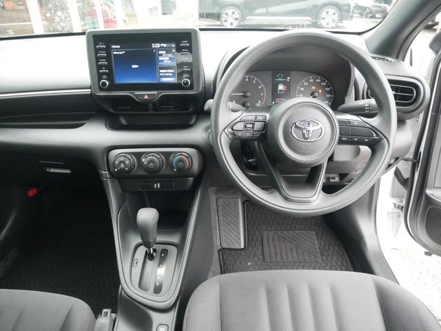 ヤリス X ディスプレイオーディオ バックモニター ETC プッシュスタート ドライブレコーダー オートハイビーム 車線逸脱警報 衝突被害軽減システムプリクラッシュセーフティ付き(9枚目)