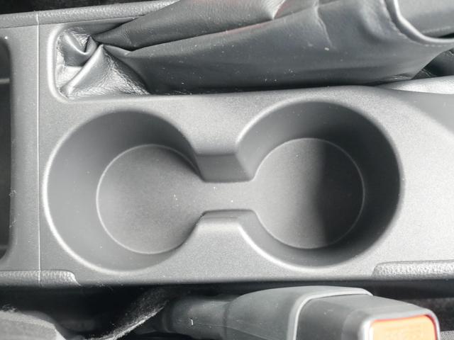 ヤリス X ディスプレイオーディオ バックモニター ETC プッシュスタート ドライブレコーダー オートハイビーム 車線逸脱警報 衝突被害軽減システムプリクラッシュセーフティ付き(23枚目)