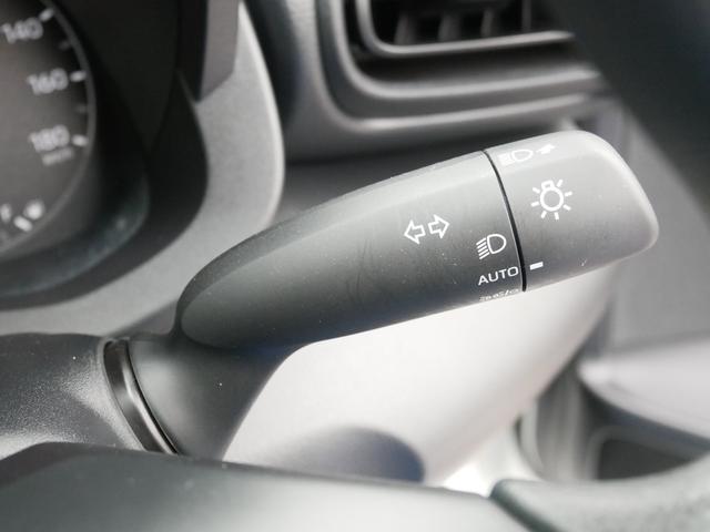 ヤリス X ディスプレイオーディオ バックモニター ETC プッシュスタート ドライブレコーダー オートハイビーム 車線逸脱警報 衝突被害軽減システムプリクラッシュセーフティ付き(29枚目)