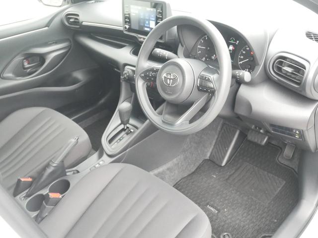 ヤリス X ディスプレイオーディオ バックモニター ETC プッシュスタート ドライブレコーダー オートハイビーム 車線逸脱警報 衝突被害軽減システムプリクラッシュセーフティ付き(35枚目)