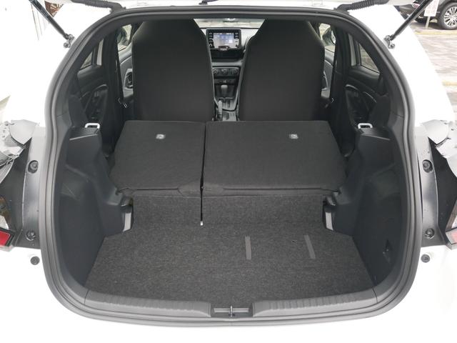 ヤリス X ディスプレイオーディオ バックモニター ETC プッシュスタート ドライブレコーダー オートハイビーム 車線逸脱警報 衝突被害軽減システムプリクラッシュセーフティ付き(43枚目)