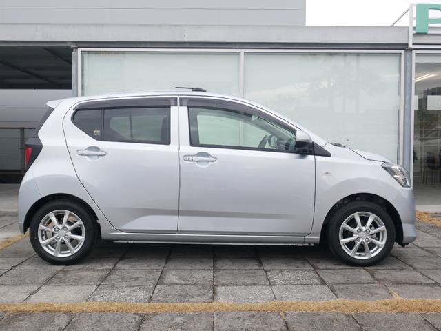 ���А�C�̃X�^�b�t�ɂ��܂�܂�N���������{�B