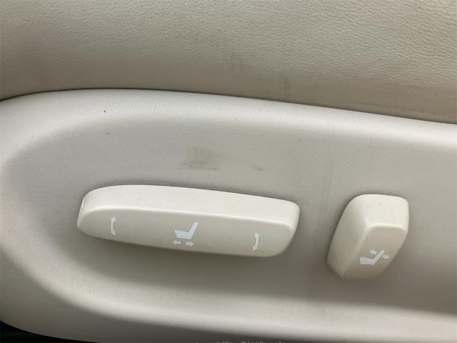 ＩＳ ＩＳ２５０Ｃ　オープンカー・　ＥＴＣ　クリアランスソナー　オートクルーズコントロール　バックカメラ　ナビ　アルミホイール　オートライト　ＨＩＤ　ＡＴ　スマートキー　電動格納ミラー　盗難防止システム　パワーシート　ＣＤ（49枚目）