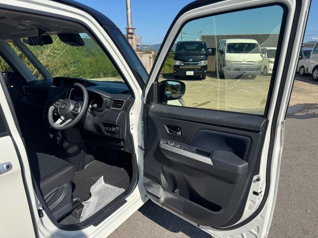 ルーミー カスタムG-T 純正フロアマット メーカー9インチDA 全方位モニター スマートアシスト アイドリングストップ シートヒーター シートバックテーブル 両側パワースライドドア LEDヘッド/フォグランプ 15インチAW(7枚目)