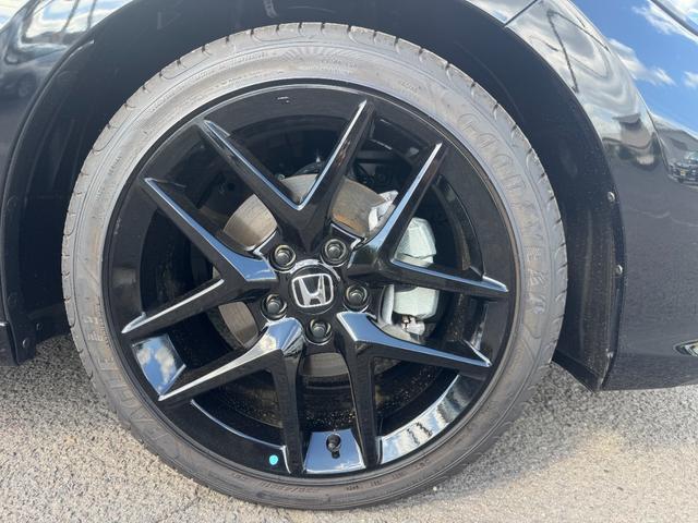 シビック RS ワンオーナー 純正フロアマット ホンダコネクトディスプレイ Bカメラ BOSEサウンドシステム ホンダセンシング パワーシート シートヒーター フルLEDヘッドランプ  純正18インチAW(44枚目)