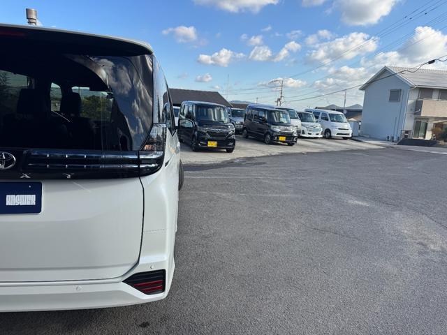 ヴォクシー Ｓ－Ｚ　ワンオーナー　禁煙車　１０．５インチＤＡ　プロジェクター式ＬＥＤヘッドランプ　１３．２型後席モニター　純正フロアマット　Ｂカメラ　ドラレコ　両側パワースライドドア　純正１７インチＡＷ（42枚目）