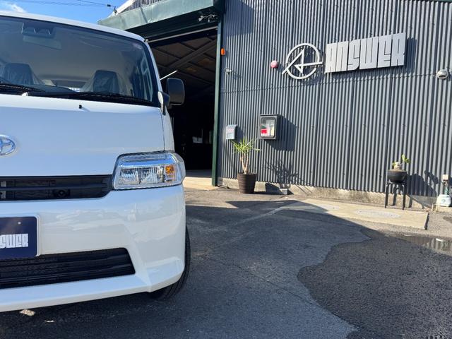 タウンエースバン ＧＬ　登録済未使用車　純正フロアマット　純正バイザー　スマートアシスト　コーナーセンサー　アイドリングストップ　マルチインフォメーションディスプレイ　キーレス　ＬＥＤヘッドランプ／クリアランスランプ（24枚目）