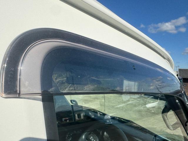 タウンエースバン ＧＬ　登録済未使用車　純正フロアマット　純正バイザー　スマートアシスト　コーナーセンサー　アイドリングストップ　マルチインフォメーションディスプレイ　キーレス　ＬＥＤヘッドランプ／クリアランスランプ（33枚目）