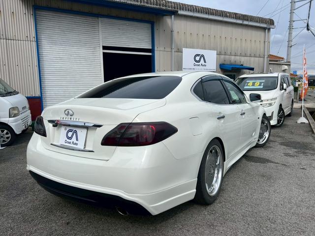 フーガ ３７０ＶＩＰ　バックモニター　ＥＴＣ　ナビ　法定点検付　走行距離６１８０８　車検Ｒ８年６月　ドライブレコーダー　オートエアコン　車内クリーニング付（4枚目）