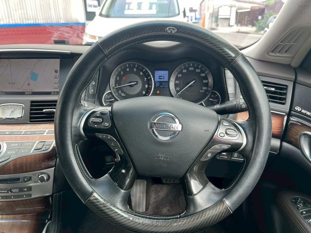 フーガ ３７０ＶＩＰ　バックモニター　ＥＴＣ　ナビ　法定点検付　走行距離６１８０８　車検Ｒ８年６月　ドライブレコーダー　オートエアコン　車内クリーニング付（14枚目）