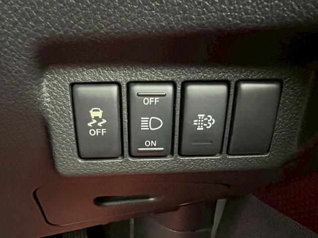 エクストレイル ２０ＧＴ　バックモニター　ナビ　Ｂｌｕｅｔｏｏｔｈ　４ＷＤ　車検付　法定点検整備付　オートエアコン　外装研磨　車内クリーニング（18枚目）