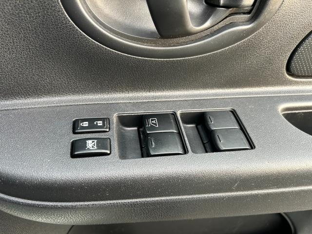 マーチ 12S Vパッケージ 電動格納ミラー 純正エアロ 社外アルミホイール 社外ナビ フルセグ/DVD/Bluetooth ETC フォグランプ(22枚目)