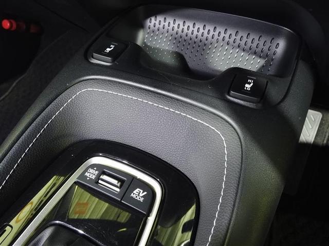 カローラスポーツ ハイブリッドG ワンオーナー車 オートエアコン クルーズコントロール 盗難防止システム LEDヘッドライト バックモニター スマートキー キーレス ETC フルセグ ドラレコ 横滑り防止装置 ナビ&TV メモリーナビ(9枚目)