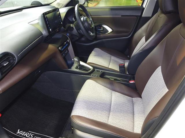 ヤリスクロス ハイブリッドＺ　インテリジェントキー　アルミホイル　ＬＥＤライト　１オ－ナ－　リアカメラ　クルーズコントロール　横滑り防止システム　ＴＶ　電動シ－ト　パワステ　オートエアコン　キーフリー　イモビライザ　ＥＴＣ付き（18枚目）