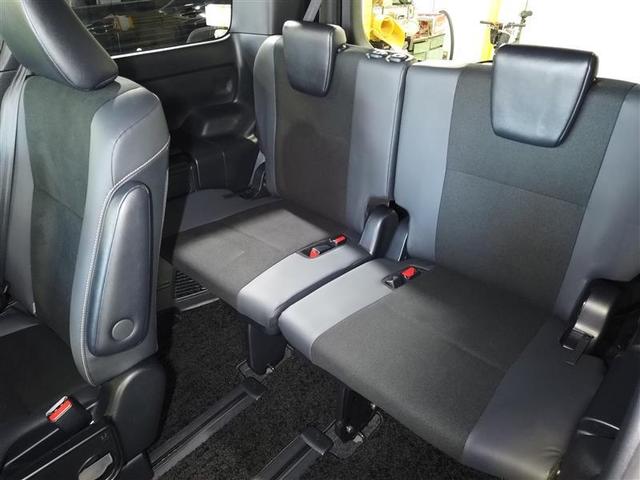 ノア Si ダブルバイビーII 横滑防止装置 PCS スマートキ- Wエアコン Bモニター DVD再生可 フルセグテレビ ETC付き アイドリングS オートエアコン PS クルーズC ナビ&TV PW ウォークスルー ワンオーナ(22枚目)