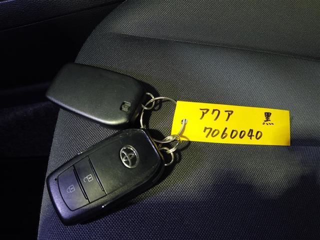 アクア Ｘ　踏み間違い防止　イモビ　ナビ＆ＴＶ　ドライブレコーダー　フルセグ　ＬＥＤヘッドライト　スマートキー　横滑り防止機能　キーレスエントリー　ワンオーナー　オートクルーズ　オートエアコン　ＥＴＣ　ＡＢＳ（15枚目）