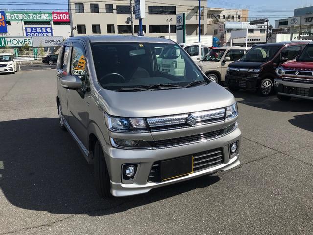 ハイブリッドFZ 7インチナビ・ハイブリッド・禁煙車・アイドリングストップ・フォグランプ・キーレスプッシュスタート・スマートキー・LEDヘッドライト・オートライト・フルオートエアコン・純正アルミホイール(6枚目)