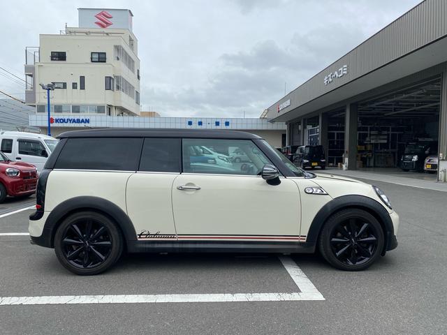 ＭＩＮＩ クーパーＳ　クラブマン　スマートキー・オートエアコン・ターボ・修復歴無・純正アルミホイール（28枚目）