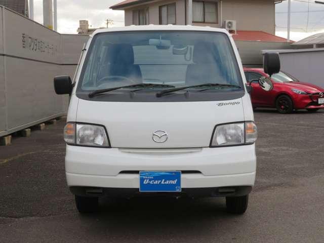 ボンゴバン １．８　ＤＸ　低床　１．１５ｔ　２名　シングルタイヤ仕様　ロールーフ　エアコン　ＣＤオーディオ　パワステ　パワーウィンドウ　メモリーナビ　バックカメラ　キーレス　ＥＴＣ　ＡＢＳ　Ｗエアバッグ　純正フロアマット（14枚目）