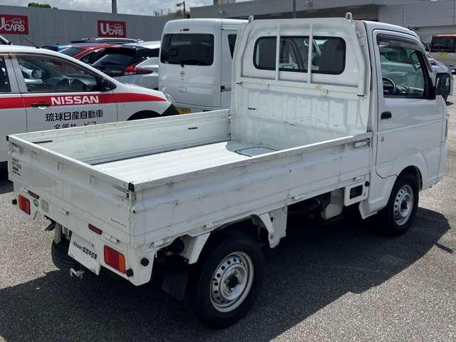 働く車！軽トラック！日産Ｖモーショングリル！