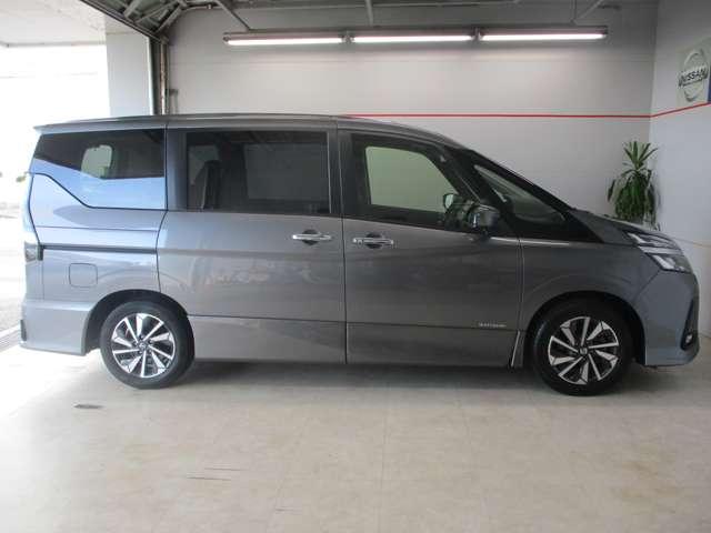 セレナ 2.0 ハイウェイスター V エマージェンシーブレーキ レーンキープ プ(10枚目)