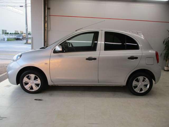 ボディサイズは全長３８２ｃｍ、全幅１６６ｃｍ、全高１５１ｃｍ。