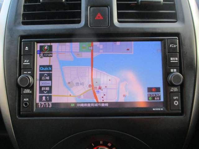■日産純正メモリーナビ（ＭＪ１２１Ｄ-Ｗ）。どこに行くにもあると便利なナビ。