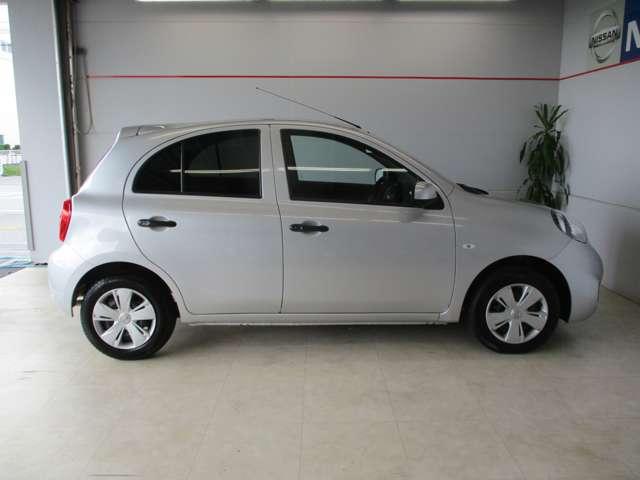 排気量は１２００ｃｃのコンパクトカー。日産を代表するコンパクトカーです♪